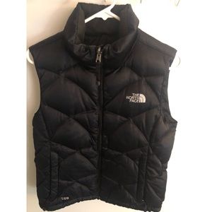 Northface women’s 550 vest